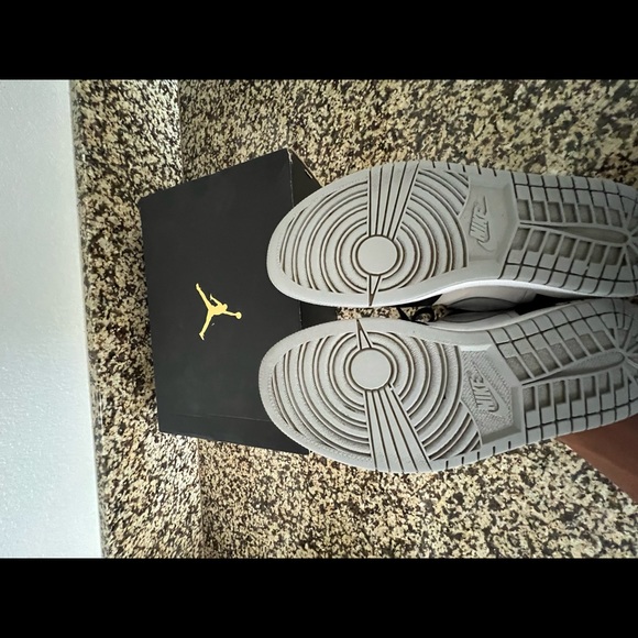 Jordan 1 Low Shadow NDS Size: 9 🔥 - Picture 4 of 6